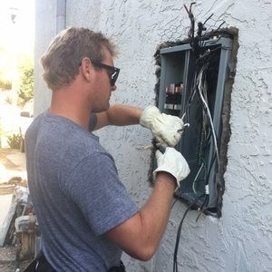 Professional EV charger installers Palo Alto
